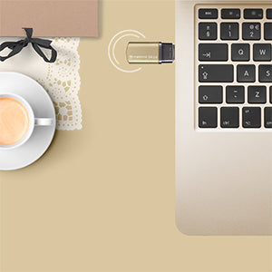 Transcend 64GB JetFlash 820 USB 3.0 Flash Drive